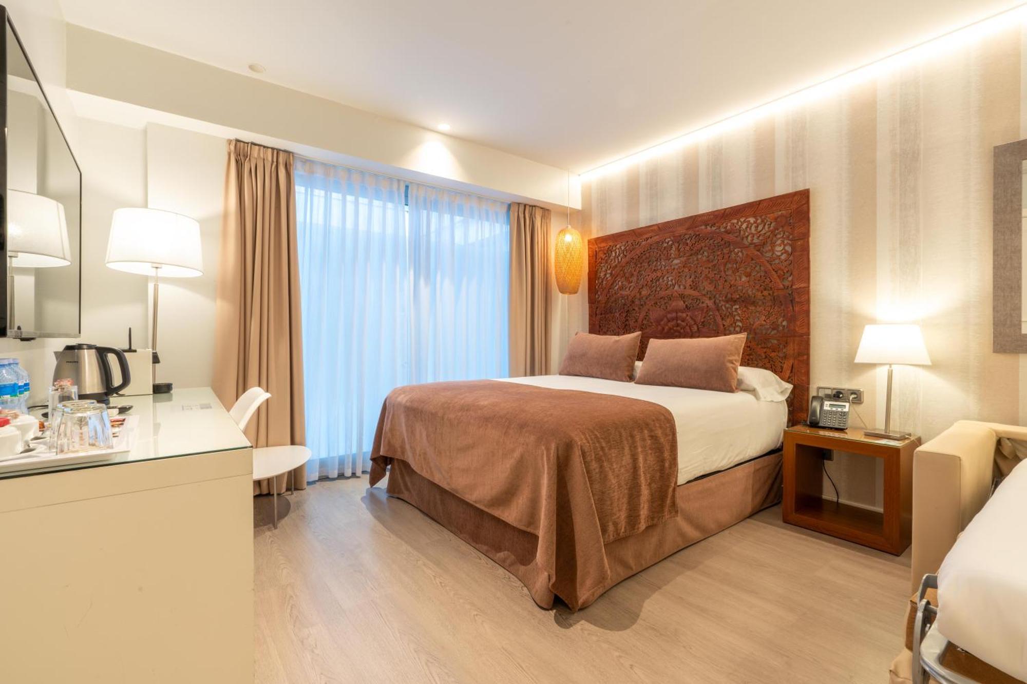 Serennia Fira Gran Via Exclusive Rooms L'Hospitalet de Llobregat Esterno foto